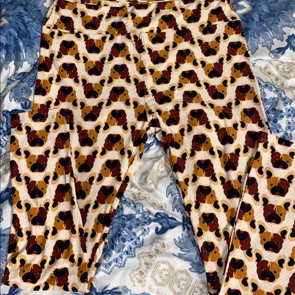 Tall and curvy lularoe leggings